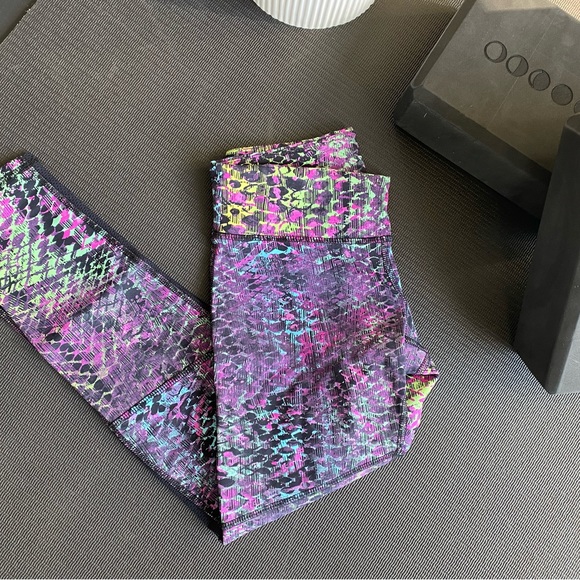 NUALIME 3/4 LEGGINGS - S - Picture 6 of 8